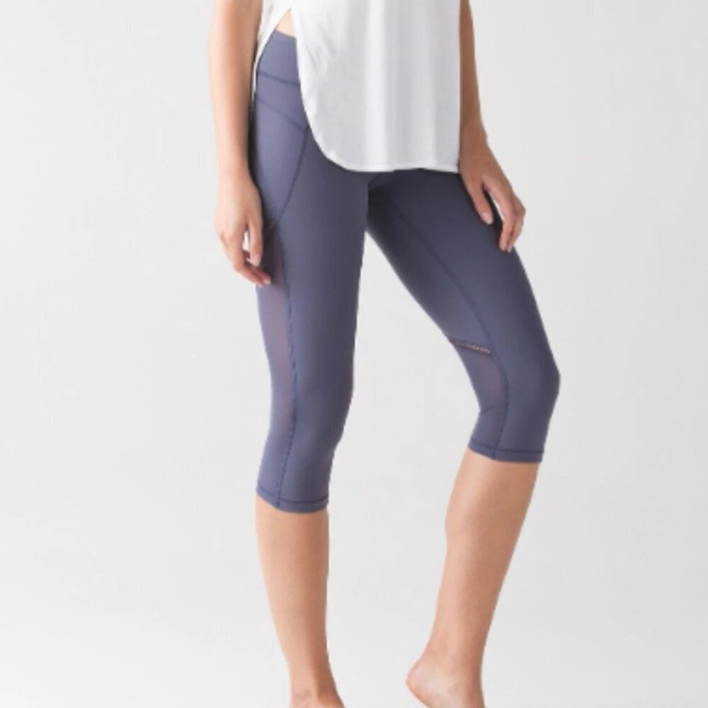 Lululemon Sculpt It Crop Tight Greyvy Greyish Purple Leggings Size 10